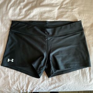Under armor bike shorts/compression shorts